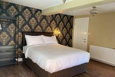 ホテル The Black Swan