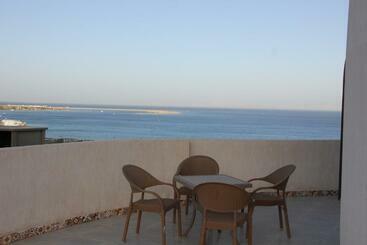 استراحتگاه Seaview Panorama Boatel