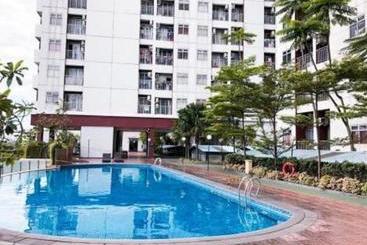 هتل Koolkost At Serpong Green View Tower A