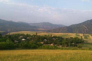 بنسيون Amoj B&b And Guest House