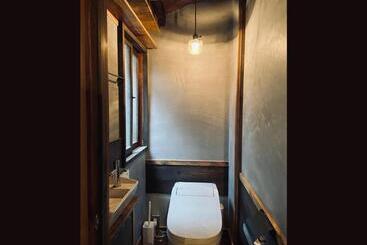 پانسیون 六根ゲストハウス Rokkon Guest House