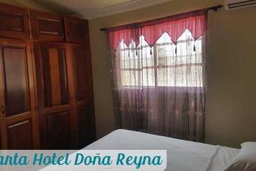Apartahotel Dona Reyna Alojamientos En Santo Domingo A 5 Min De Aeropuerto Internacional Las América