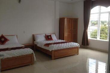 هتل Khách Sạn Hiệp Thạnh