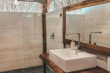 ホテル Monoloko Lodge Popoyo