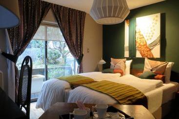 مبيت وإفطار Ah87 Osaka