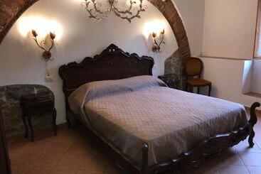 酒店 Agriturismo Poggio Tondo