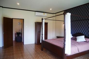 Tinna Resort