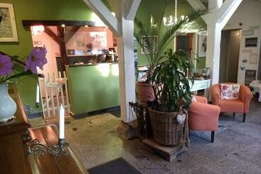 فندق Das Gartenhaus