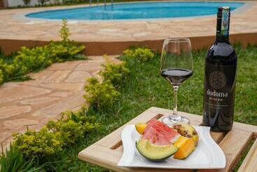 هتل Karanga River Lodge