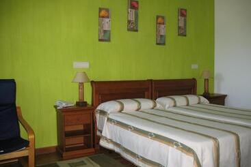 Отель Rural La Corolla