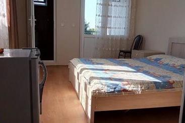 膳宿费 Mari Guest House