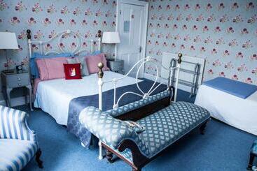 Percy Terrace Bed And Breakfast