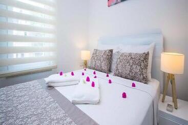 公寓式酒店  Yenier Apart Kas