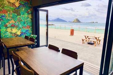 Beach Side Village Familiar   Hostel