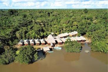 هتل Grand Amazon Lodge And Tours   All Inclusive