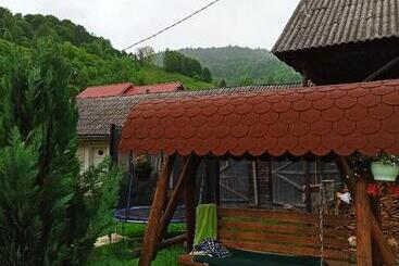 بنسيون Casa Lucia