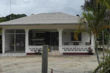 پانسیون Sonja S Guesthouse