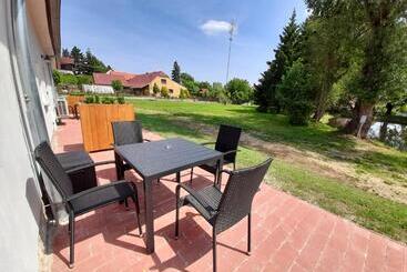 מלון דירות Residence Tvrz Skočice