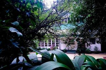 Surrey Bird Sanctuary & Holiday Resort