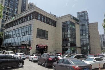 בית מלון כפרי Hi Inn