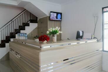 酒店 Savindra Residence Syariah Redpartner