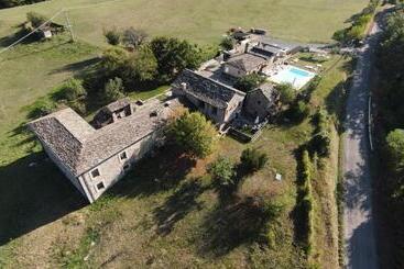 مبيت وإفطار Borgo Gerbina Agriturismo & Azienda Agricola