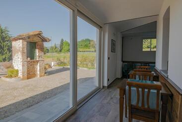 Bed and Breakfast Lerie Valle Sacra