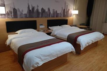 Thank Inn Chain Hotel Qinghai Yushu County Kangba Commercial City