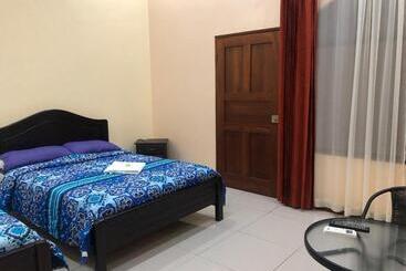 بنسيون Hospedaje Adrimaran