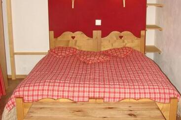 فندق فئة نجمة واحدة Auberge De La Poste