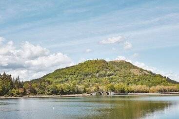 هتل Brambles Of Inveraray