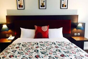 בית מלון כפרי Burren Atlantic