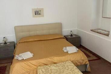 فندق Casale Romano Resort E Relais