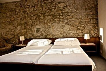 Отель Galion Hôtel & Restaurant