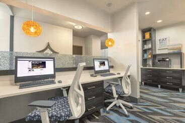 فندق Hampton Inn & Suites Herndon Reston