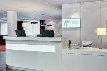 فندق Holiday Inn Express Amsterdam   Schiphol, An Ihg
