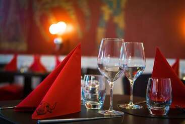 Отель Hôtel De Ville Le Sentier