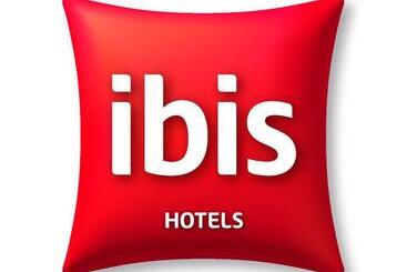 هتل Ibis Oviedo