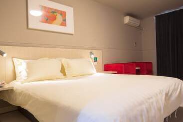 호텔 Jinjiang Inn Nanchang Chuanshan Road