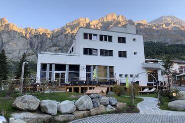 Therme 51° Hotel Physio & Spa