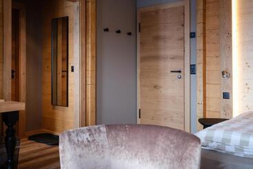 Panorama Hotel & Restaurant