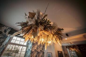 Ensuite Bed And Breakfast Rooms At The Ring Pub