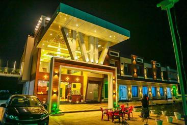 ホテル Ashirwad  And Resort