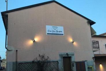 ペンション Casa Jomi B&b Borghetto Lodigiano