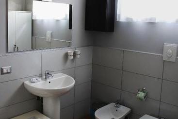 پانسیون Casa Jomi B&b Borghetto Lodigiano