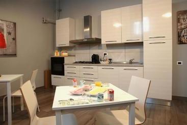 پانسیون Casa Jomi B&b Borghetto Lodigiano