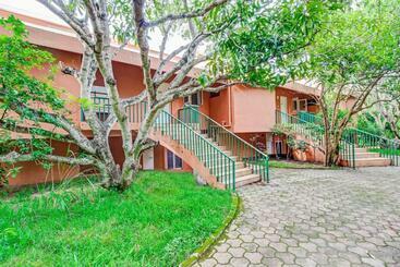 渡假胜地  Jlr Kings Sanctuary Jungle Lodges