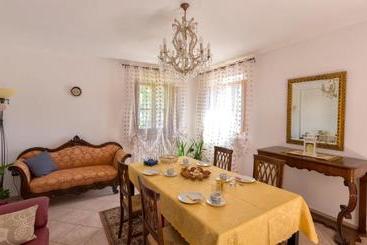 تختخواب و صبحانه Bed&breakfast Il Frantoio