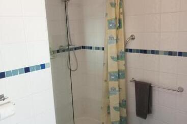 צימר Oak Tree Lane Country B And B