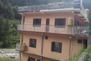 مبيت وإفطار Surat, Barot